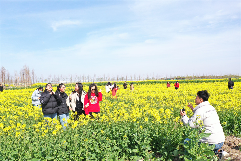 20220406 清明小长假5000余名游客免费畅游云水湾.jpg