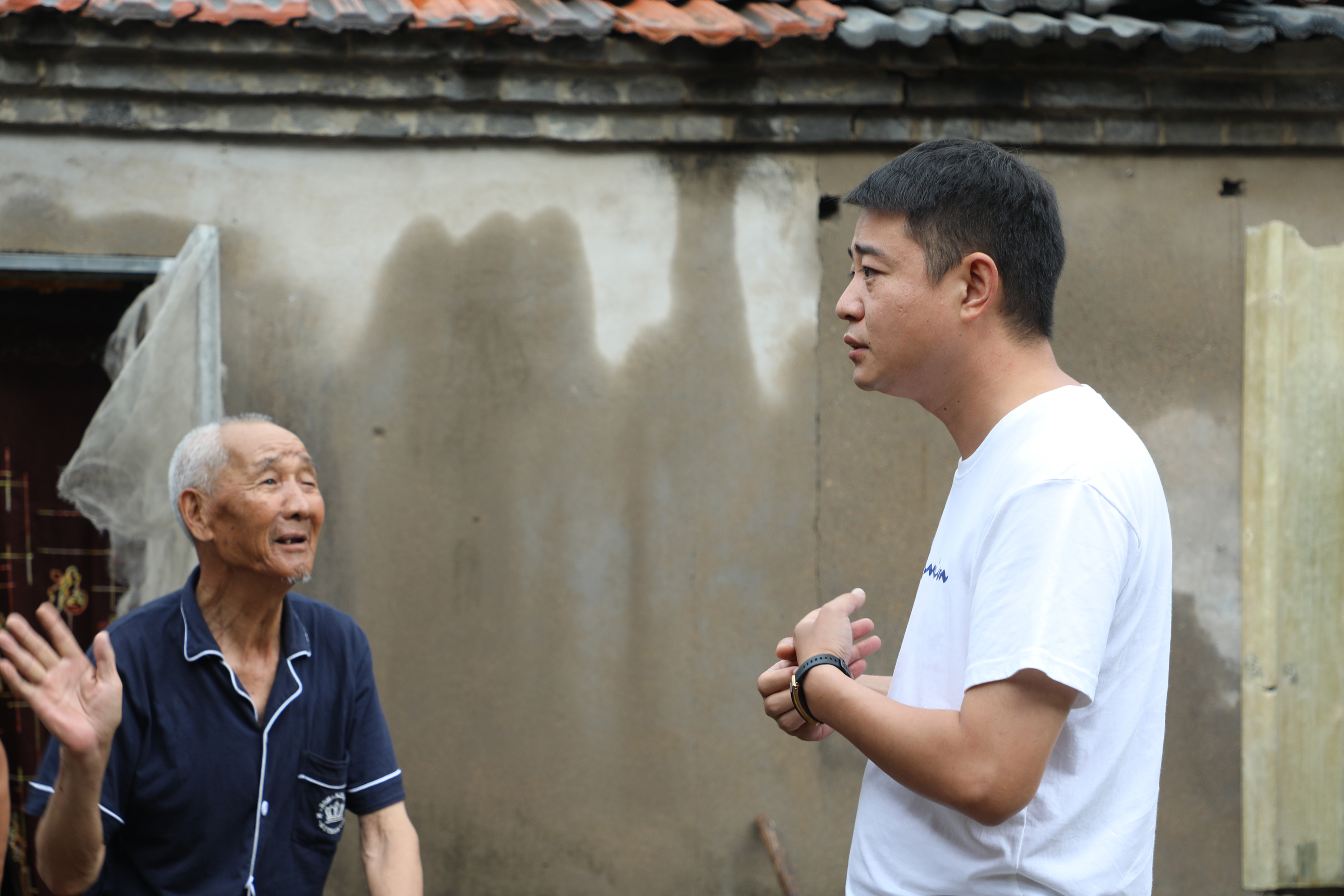 暴雨大讨论.jpg