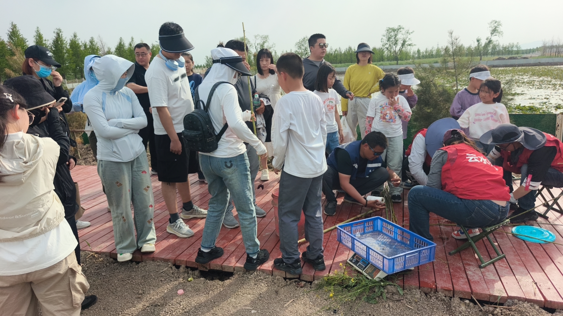 20250504 五一亲子乐游云水湾 百亩睡莲池边钓龙虾（2）.jpg