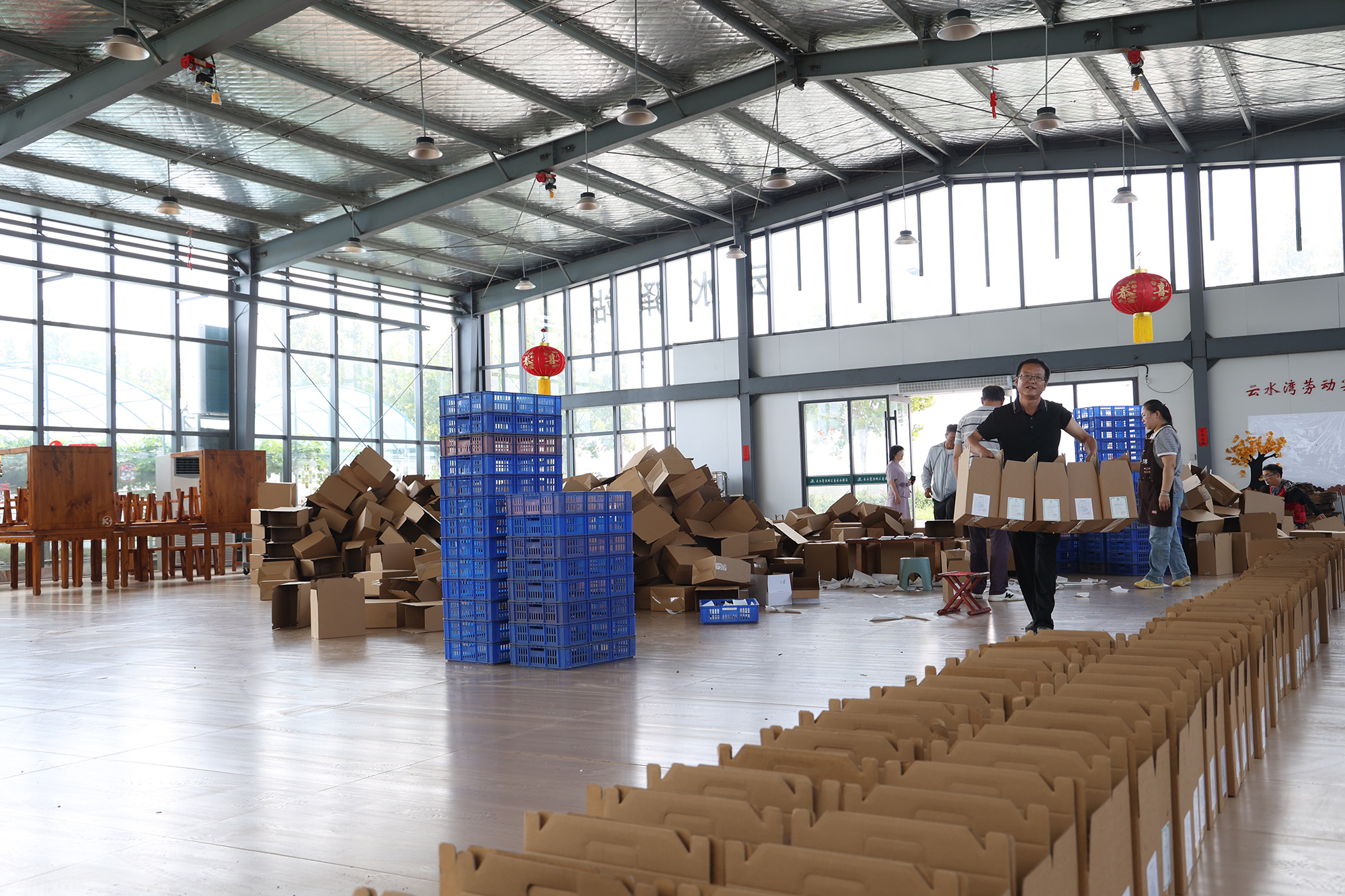 20250922 云台云水湾：葡萄丰收季多元销售旺.jpg