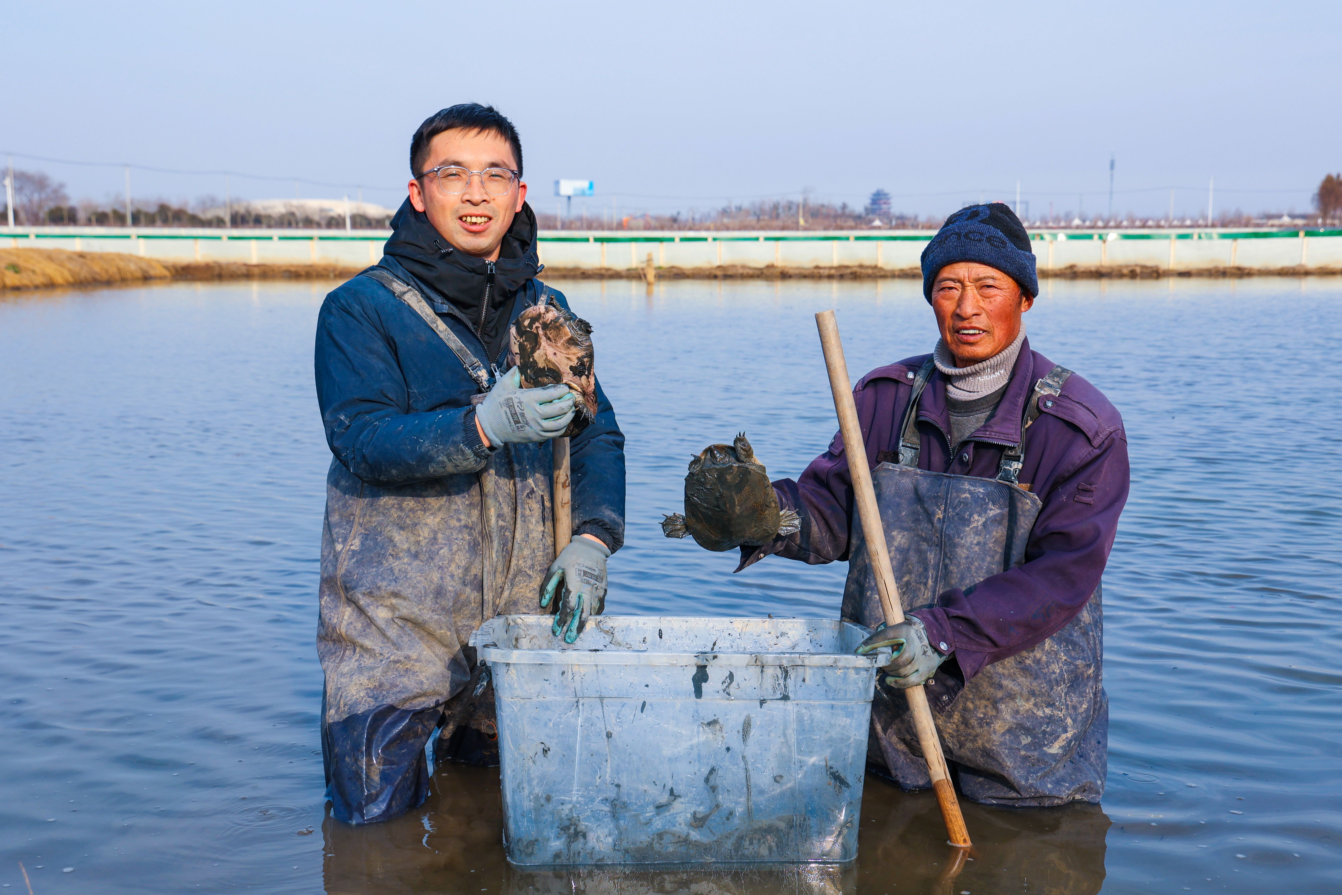 20260128 云水湾景区冬捕甲鱼 生态年货抢“鲜”上市 (1).JPG